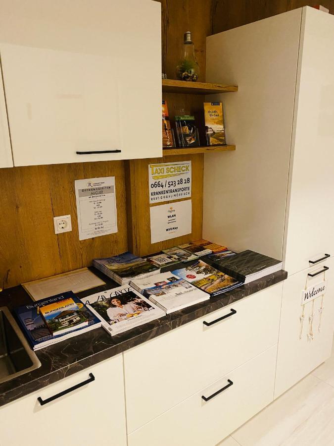 Sonnenweg Appartements 拉斯特 外观 照片